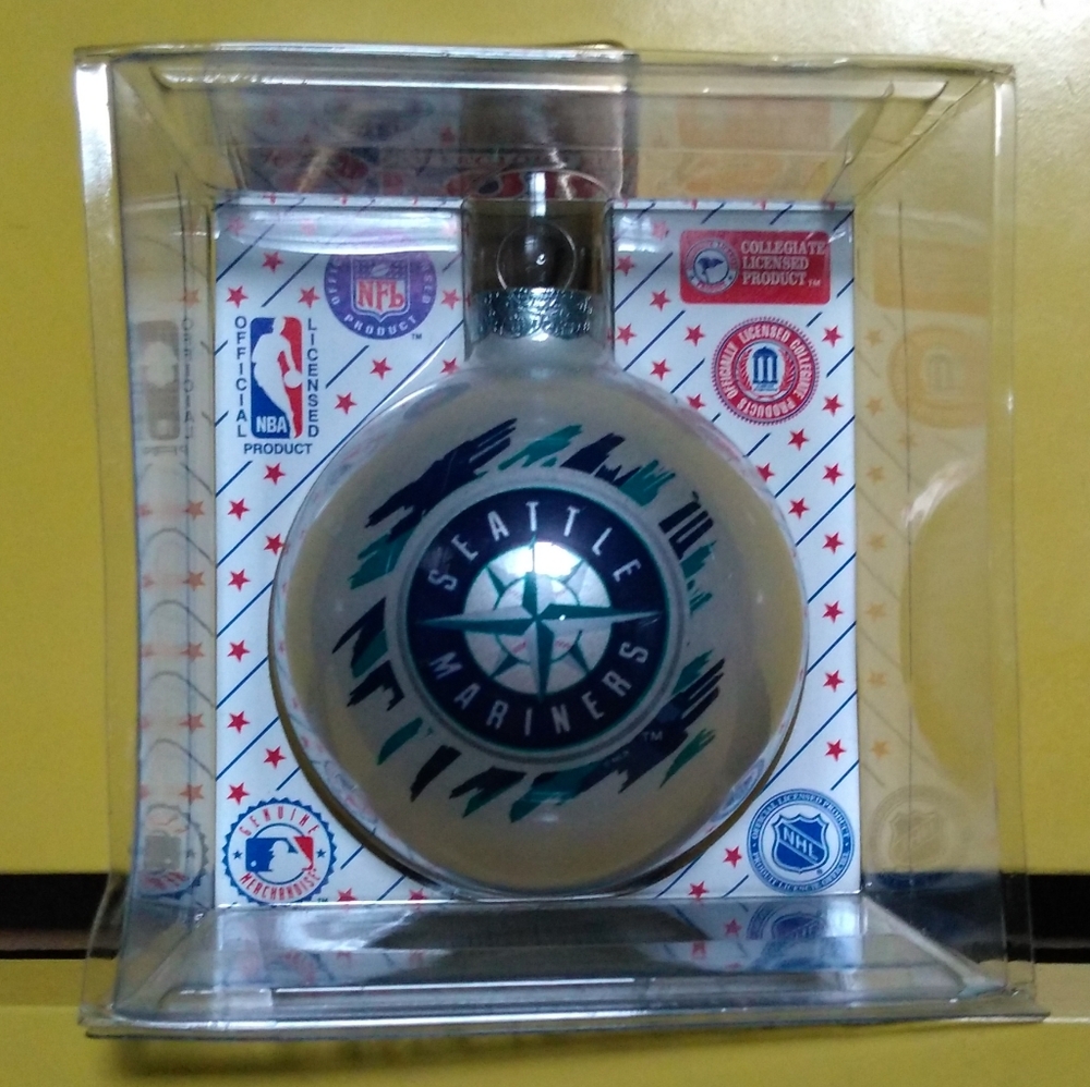 1990s MLB Seattle Mariners Christmas Ornament